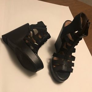 Black Side Zip Wedges